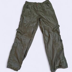 Dark Green Women’s BDG Urban Outfitters Cargo Pants with Relaxed Fit